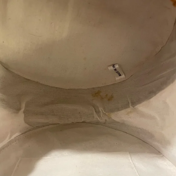 Great for Summer: Woven Circle Crossbody Bag - Picture 6 of 7